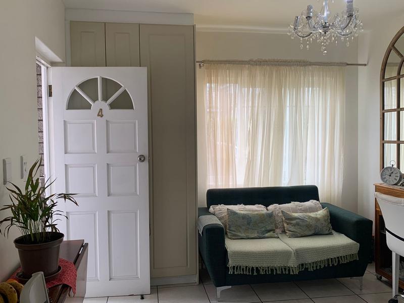1 Bedroom Property for Sale in Table View Western Cape